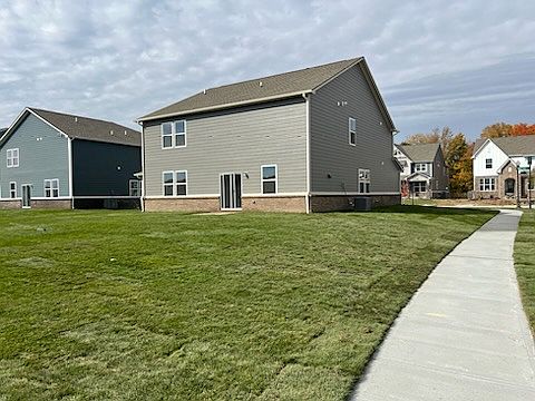 4th image of 347 Waterford Ln