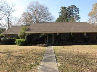 2017 Bennett St, Deridder, LA 70634