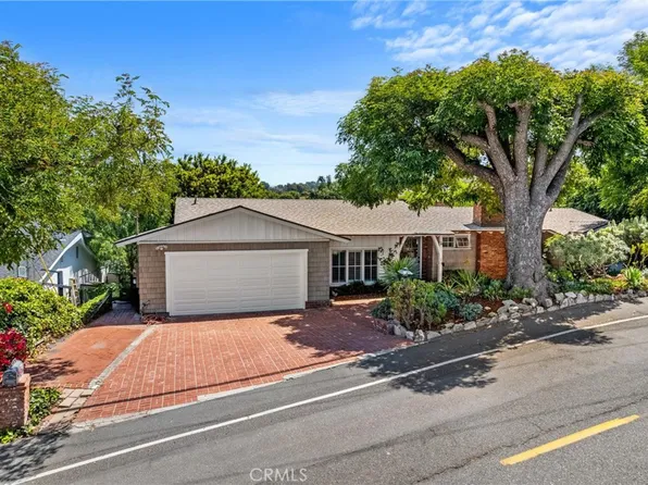 27064 Sunnyridge Rd, Palos Verdes Peninsula, CA 90274