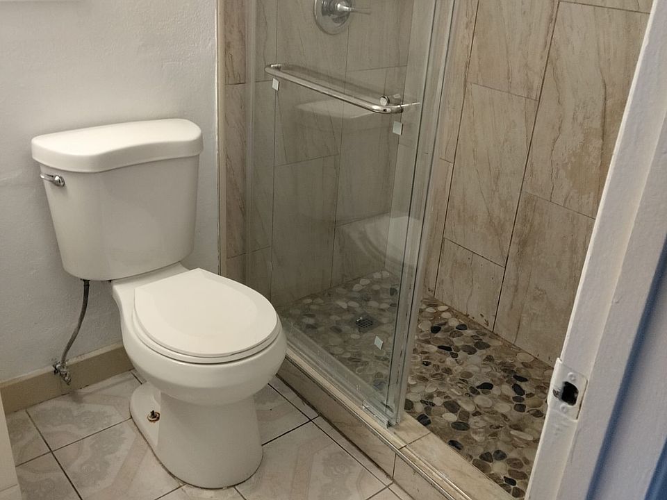 2nd image of 3235 K St #1