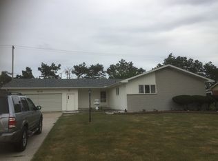 516 Nuggett Dr, Lansing, MI 48917