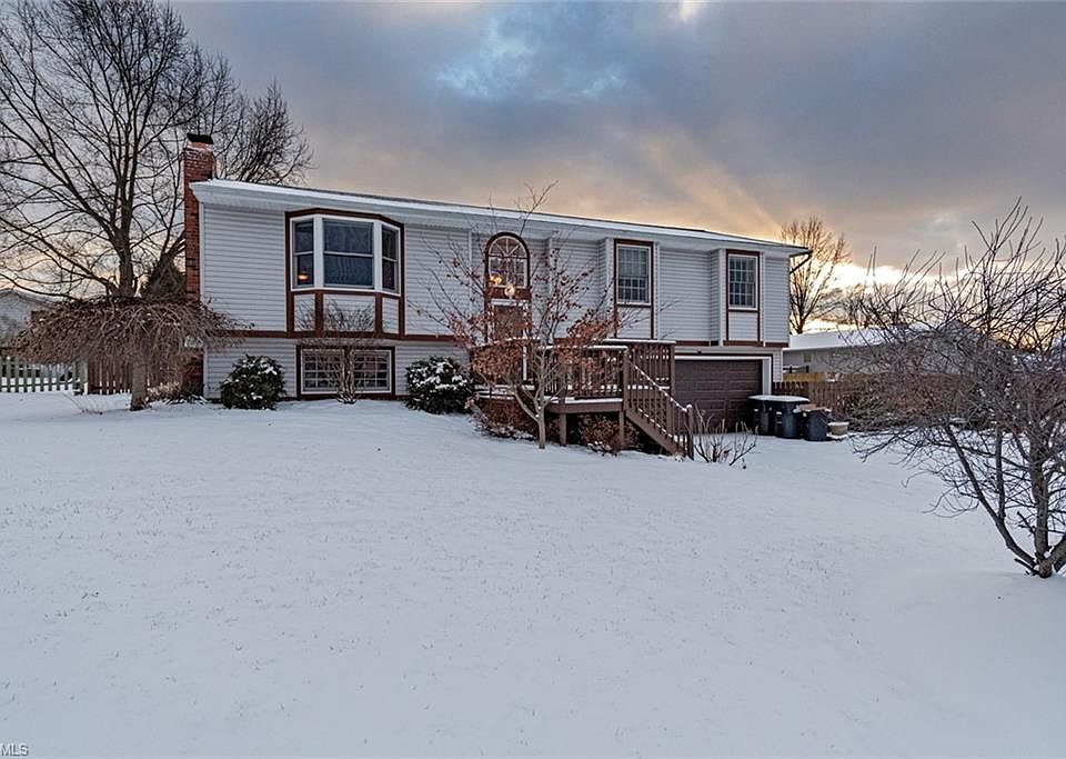 1st image of 4646 Baywood Dr