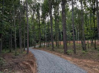 8 Warrenton Rd, Guntersville, AL 35976