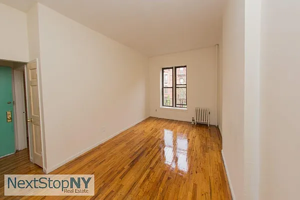 Rented by NextStopNY | media 1
