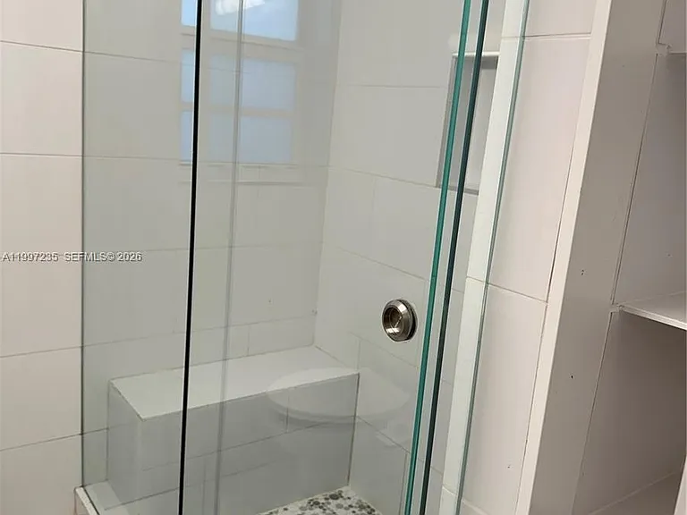 8401 Crespi Blvd #3 — Photo 8