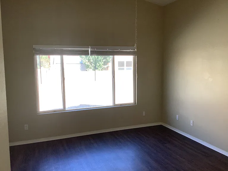 7623 Banyon Ave NW — Photo 7