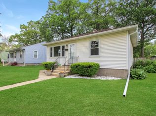 222 N Oakwood St, Griffith, IN 46319