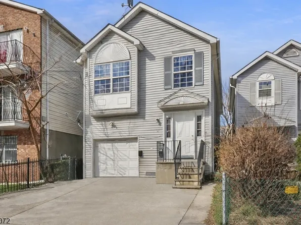 51 Demarest St, Newark City, NJ 07112