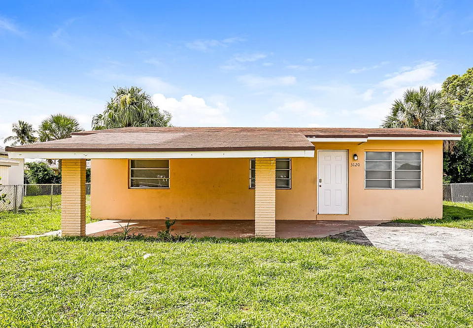 3120 NW 5th Ct