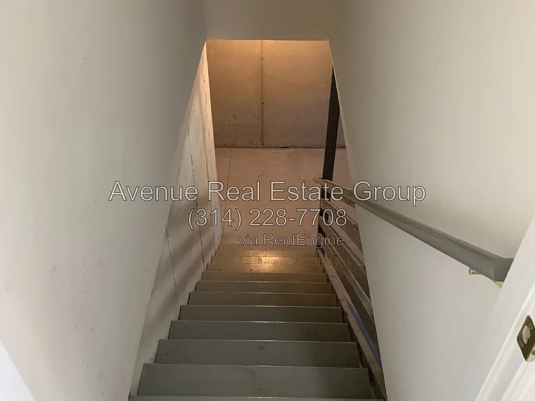554 Parkgate Dr — Photo 28
