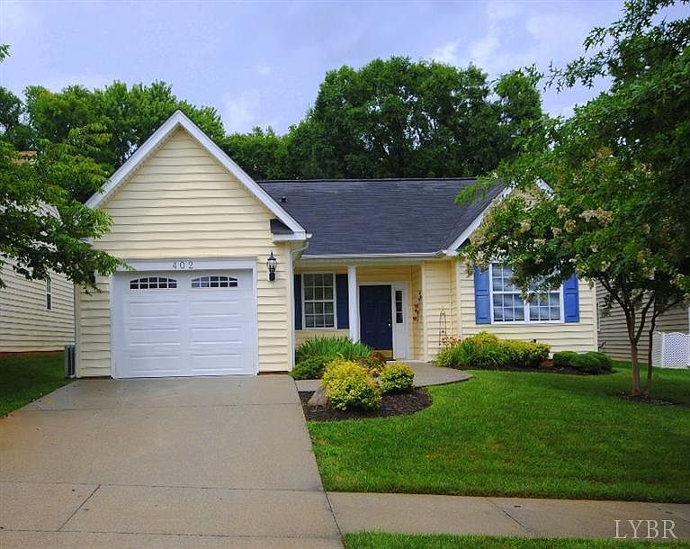 1st image of 402 Legacy Oaks Cir