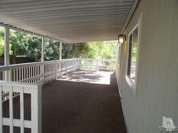 4th image of 32565 Crescent Ave