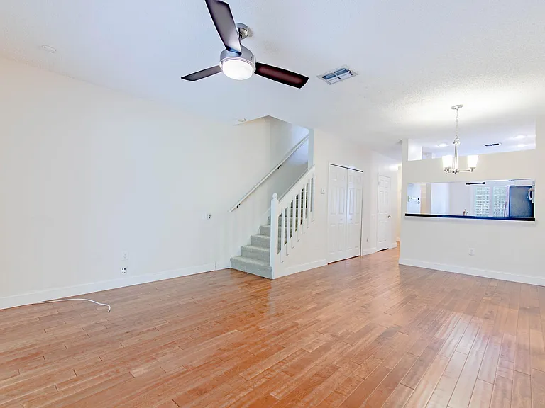 8639 Hunters Key Cir — Photo 15