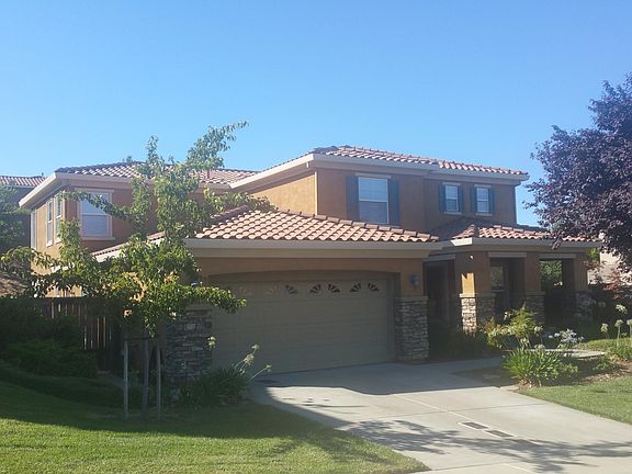 3rd image of 5067 Courtney Way
