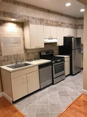 1st image of 4 Arbor St