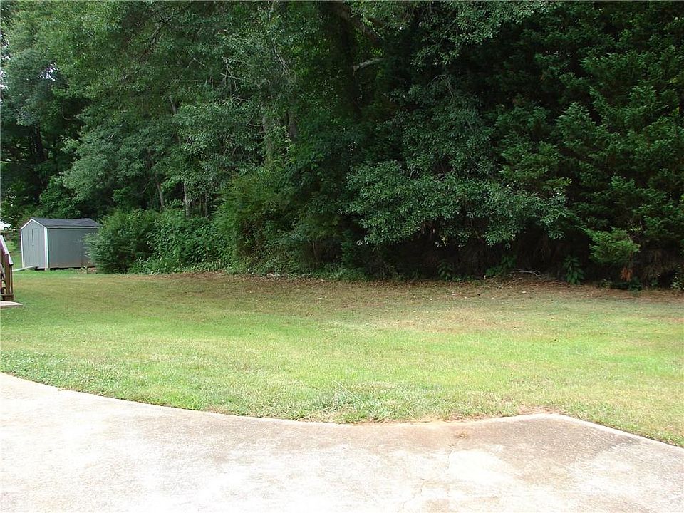 2nd image of 3884 Holy Cross Dr
