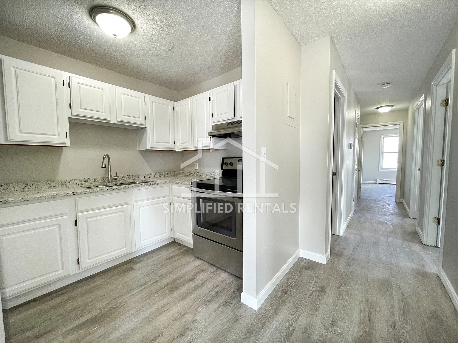 3 bed, 1.5 bath, 1100 sqft, $2,350 — Photo 2