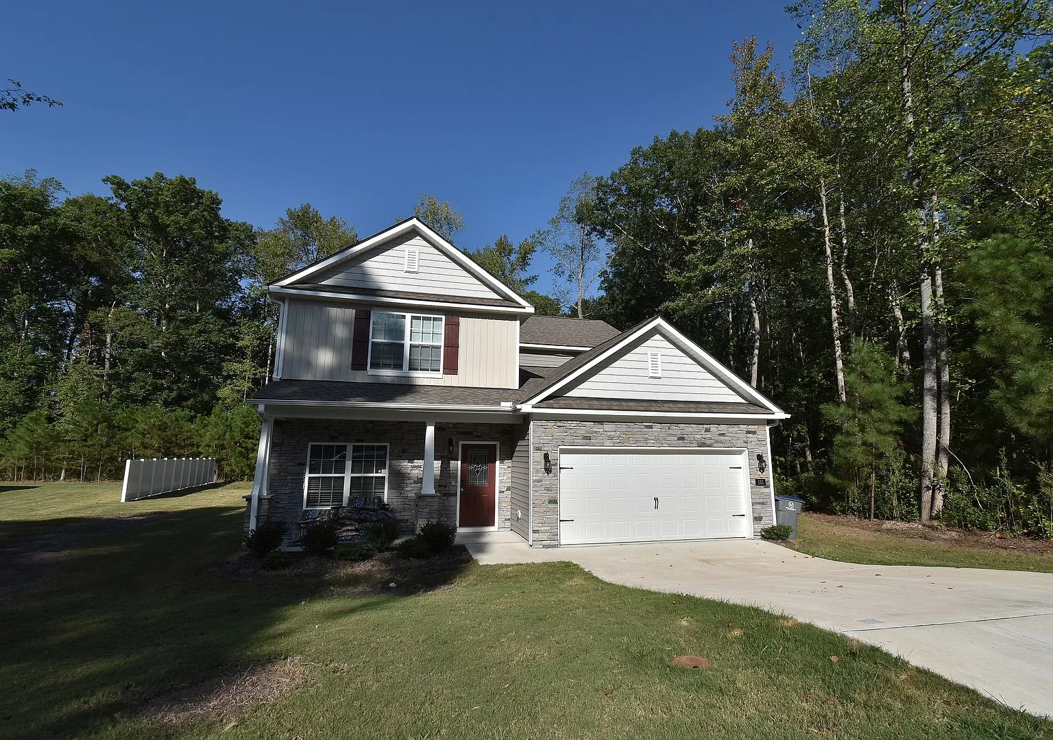 163 Rosemount — Photo 3