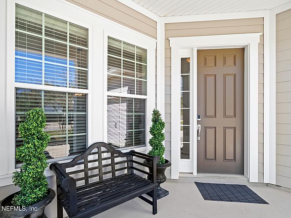 5th image of 591 Southern Oak Dr