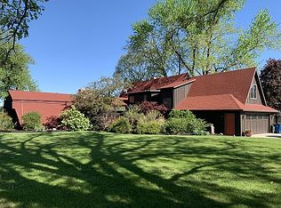 21304 River Rd N, Cordova, IL 61242