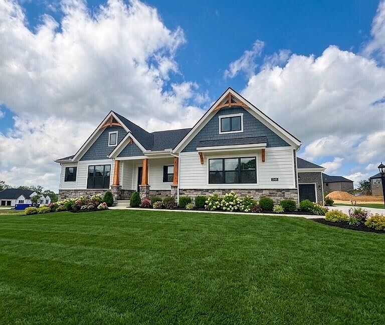 1st image of 3280 Amaryllis Ct