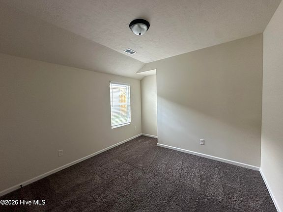5th image of 2742 Inverness Drive