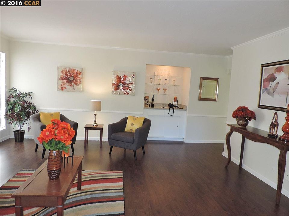 1st image of 490 N Civic Dr APT 107
