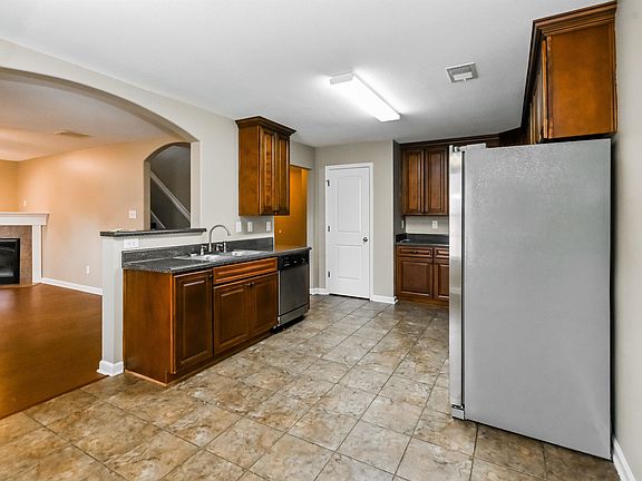 4th image of 1739 Southall St