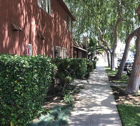 3rd image of 2201 Cedar Ave APT D
