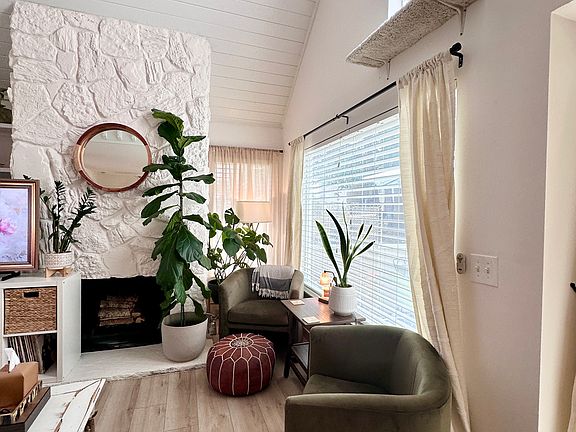 5th image of 2461 S Xanadu Way Unit D