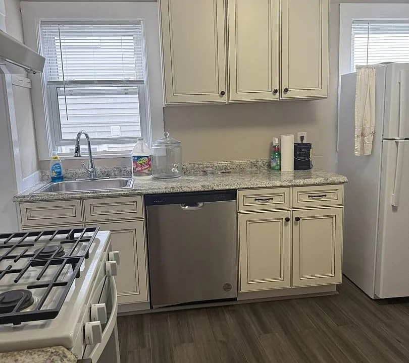 32 Matchett St #1