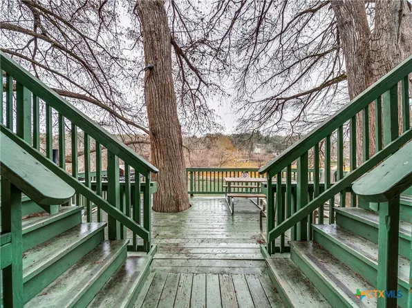 6780 River Rd, New Braunfels, TX 78132