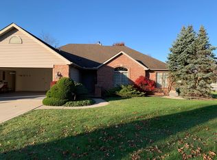 9721 Hosler Rd, Leo, IN 46765