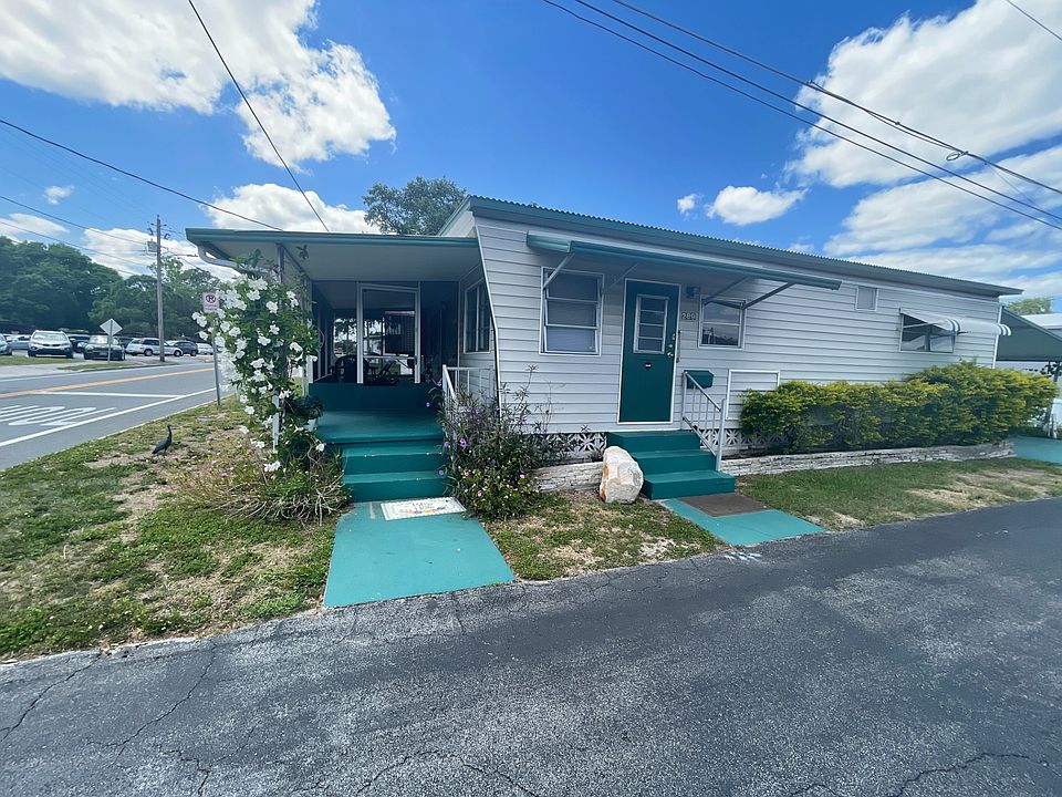 1st image of 289 Debbie Ave