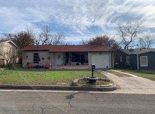 6013 Sundown Dr, Fort Worth, TX 76114