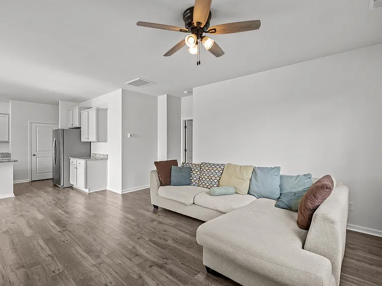 72 Knotty Ct — Photo 15