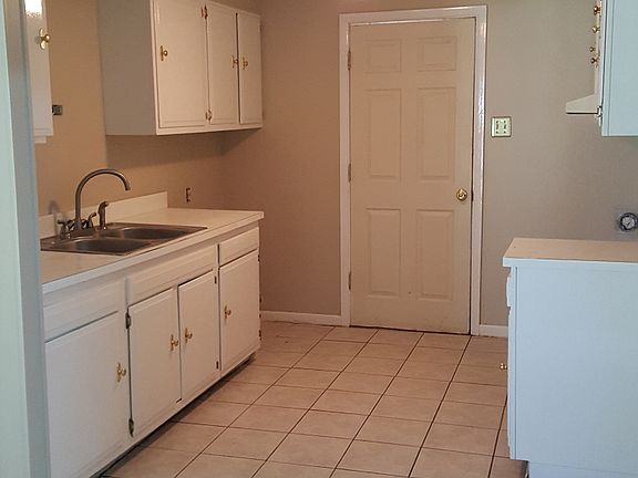4th image of 522 Bayard St