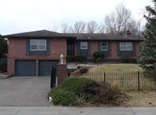5260 Elmwood Ave, Kansas City, MO 64130