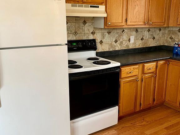 5th image of 2640 2nd Ave S APT 31