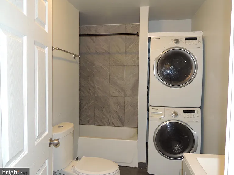 1331 Q St NW #3 — Photo 6
