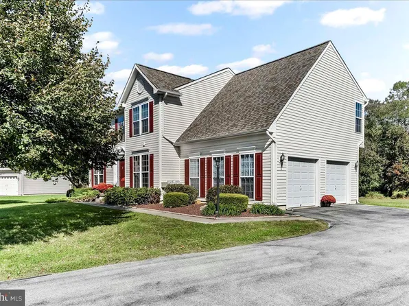 126 Hemlock Dr, Cochranville, PA 19330