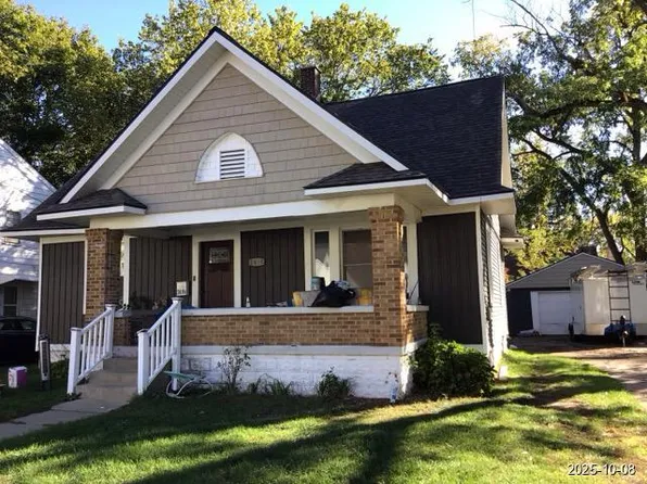 2438 Wyoming Ave SW, Wyoming, MI 49519