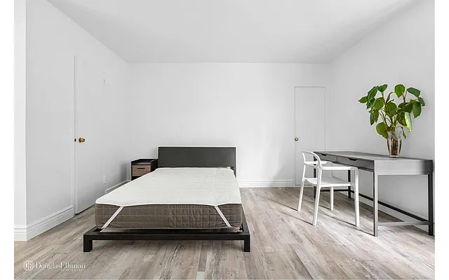 Rented by Douglas Elliman | media 7