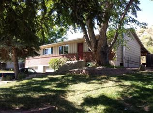 418 Echo Ln, Colorado Springs, CO 80904