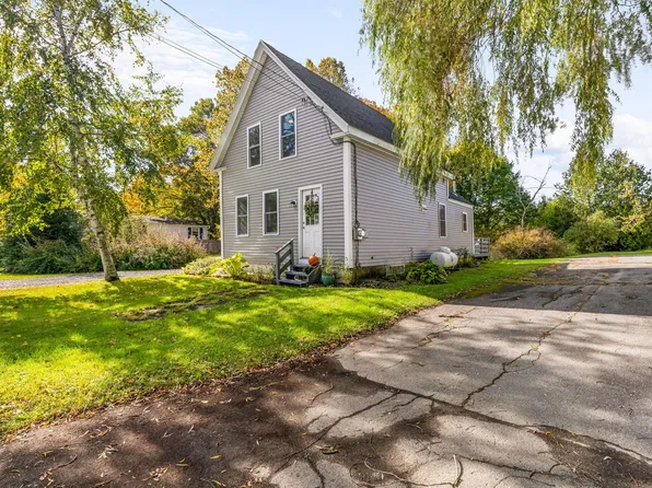 24 Georges Street, Thomaston, ME 04861