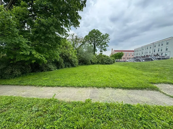 815 Chateau Ave, Cincinnati, OH 45204