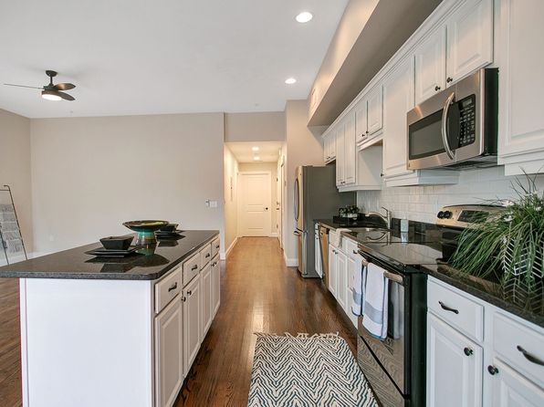 128 N Eustis St #204