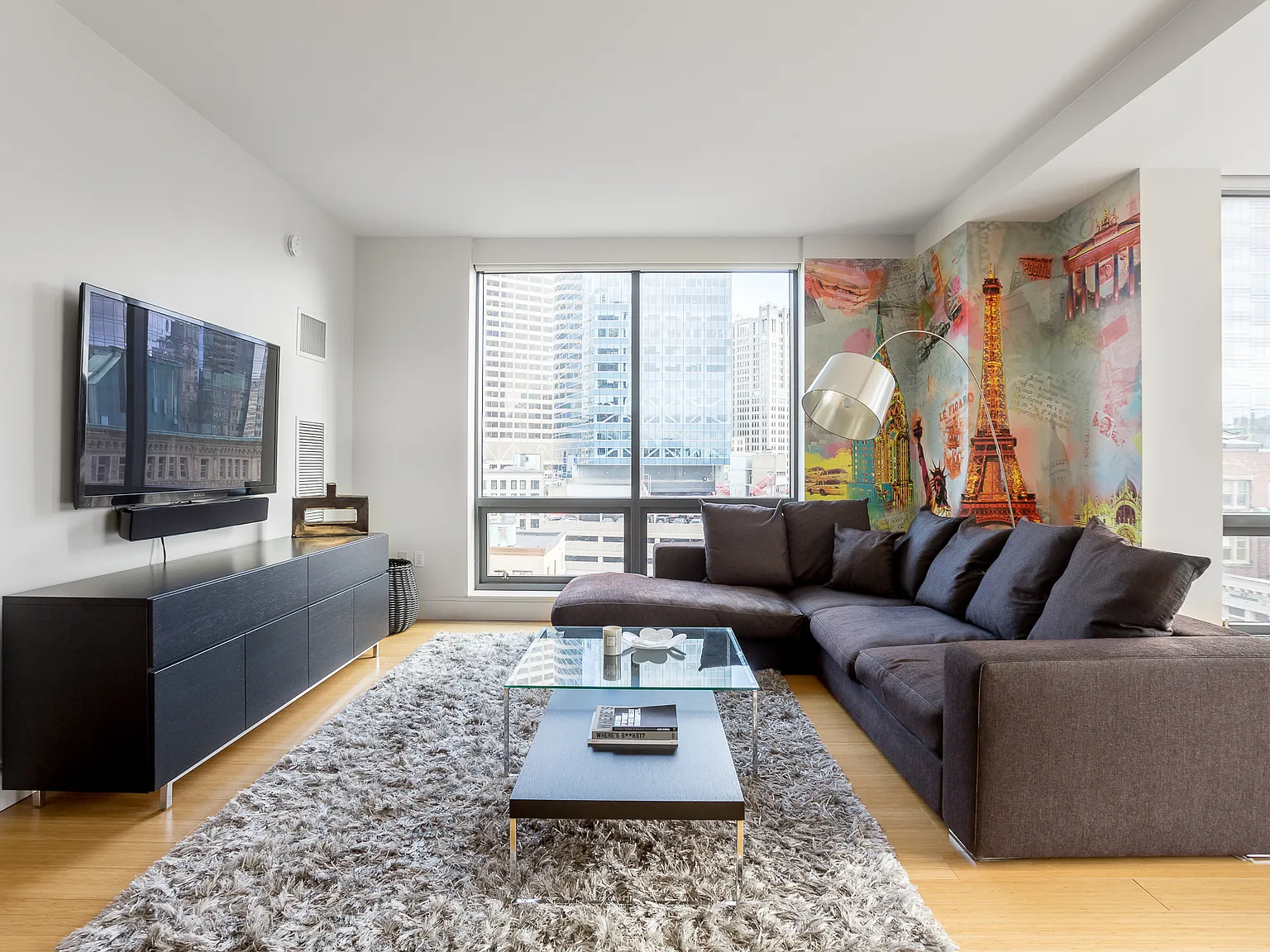 2 bed, 1378 sqft, $8,500 — Photo 2