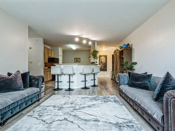 3rd image of 250 Rosehall Dr Unit 260