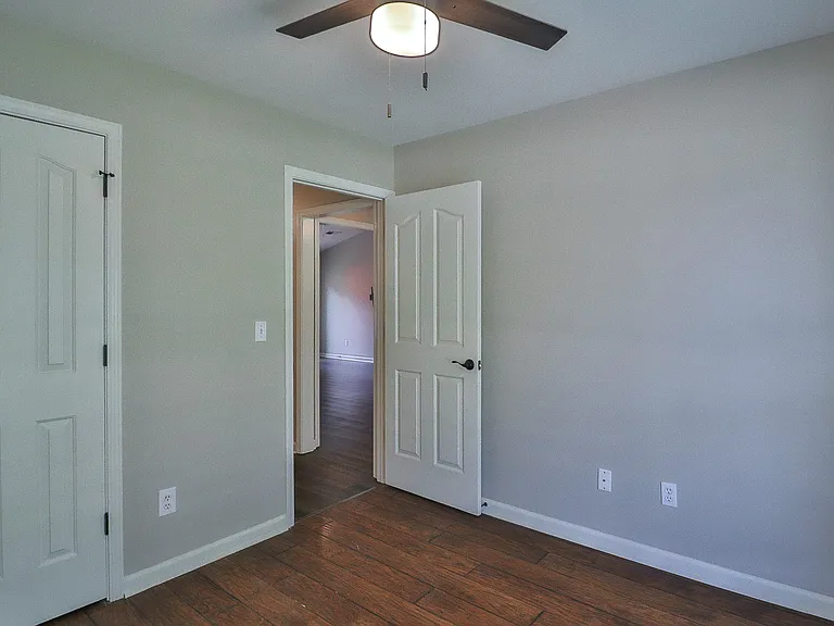 1914 Sandbrook Dr — Photo 29